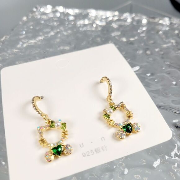 Brand New S925 Silver Rhinestone Hello Kitty Green Heart Earrings - Picture 6 of 6